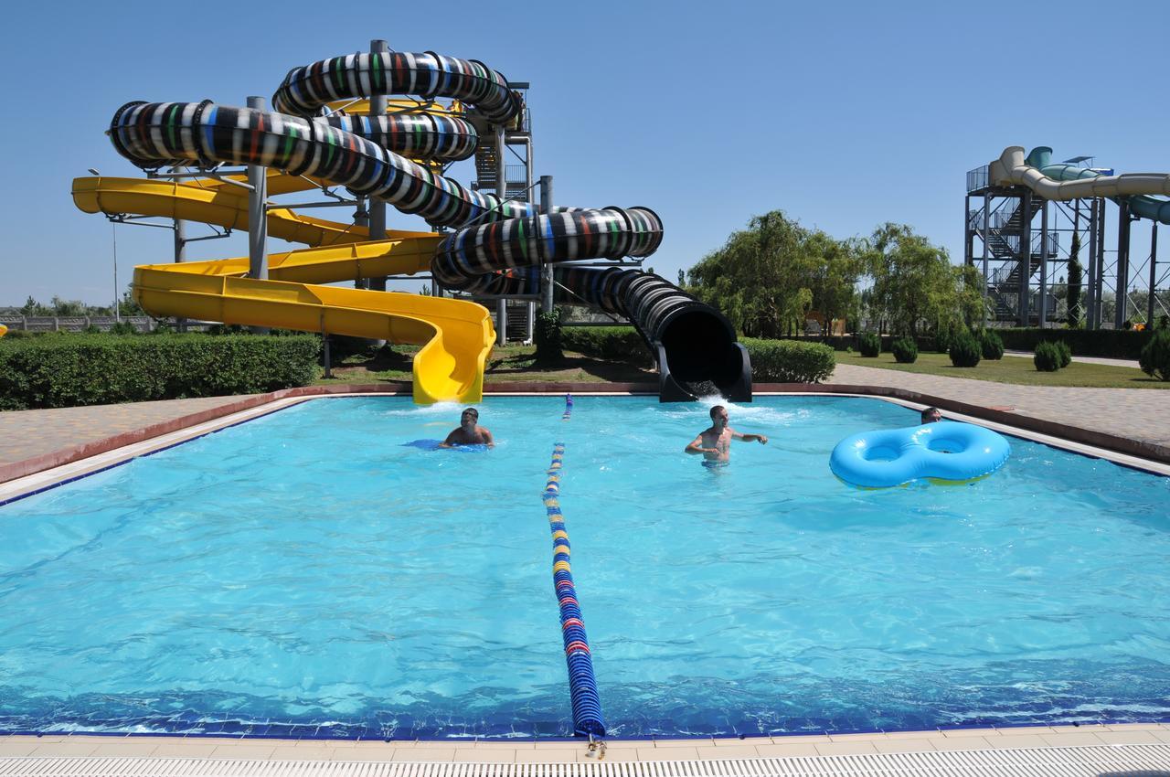 Aquapark Koblevo Hotel Exterior photo